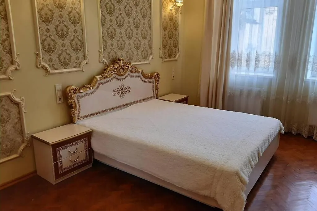Квартира Возле Оперы Lviv