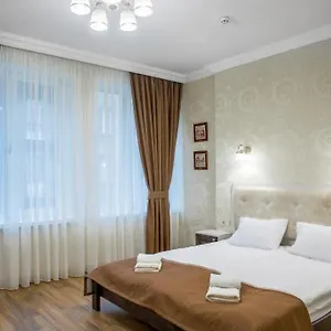  Апартаменты Barvy Lvova On Kostyushka St